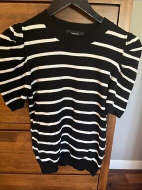 Dokotoo Black & White Striped Puff Sleeve Knit Top